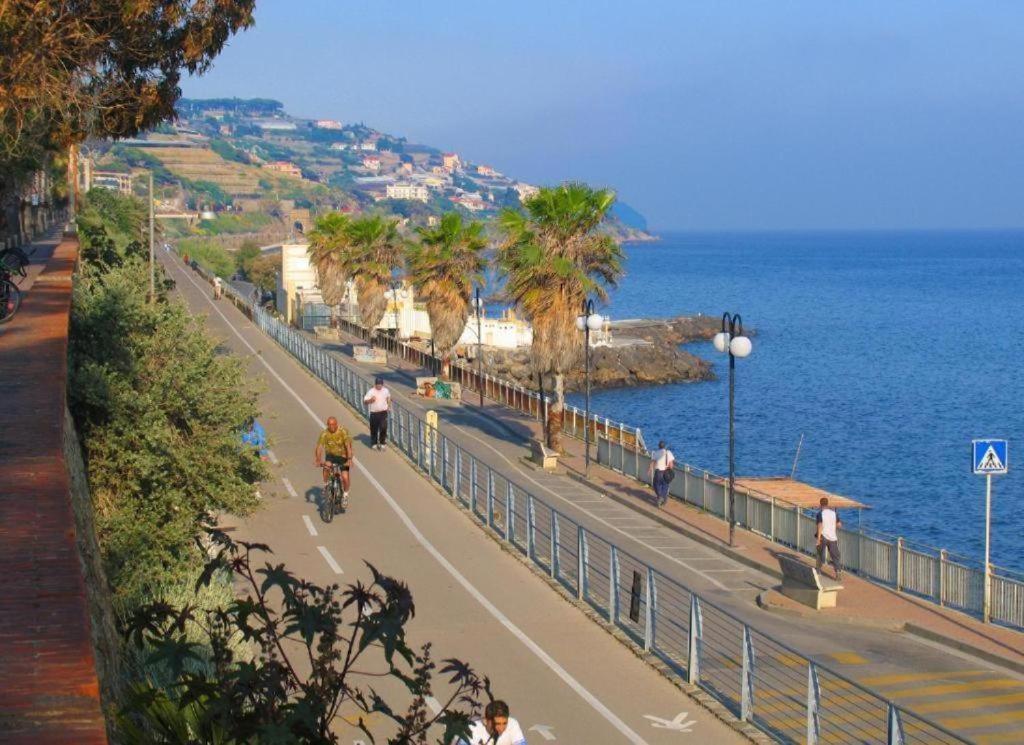 Giardino In Citta; Centralissimo Sanremo Exteriér fotografie